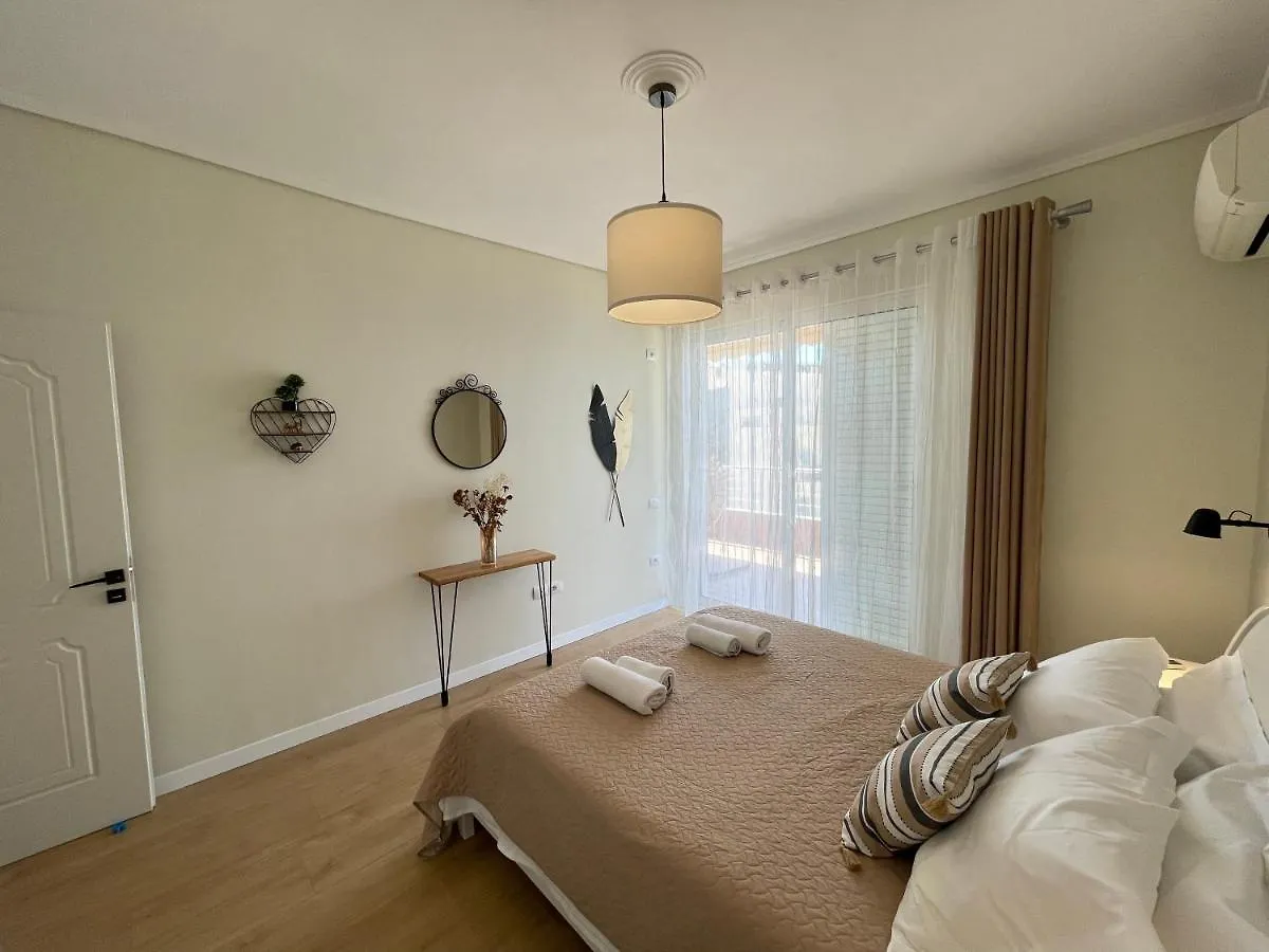 סרנדה Dreamy Apartment Overlooking The Sea 0*,  אלבניה